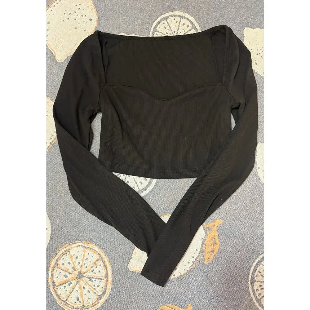 Black Ribbed Long Sleeve Crop Top Square Neck Fitted Minimalist - Picture 2 of 5